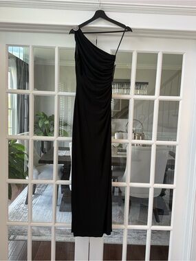 Lauren by Ralph Lauren Elegant Black One-Shoulder Formal Evening Dress w/Brooch